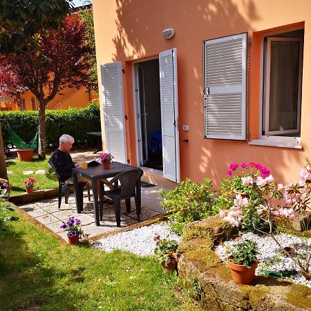 A Due Passi Dal Mare B&B Numana Kültér fotó