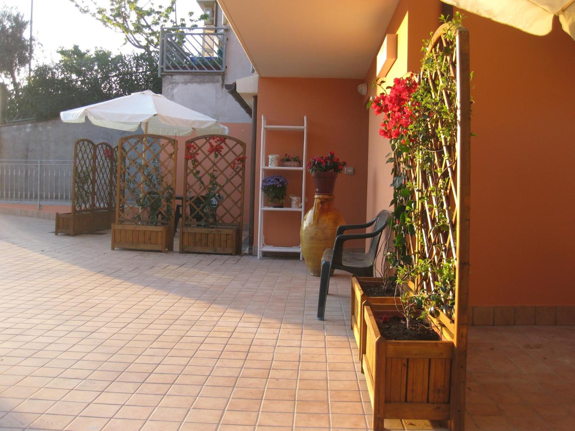 A Due Passi Dal Mare B&B Numana Kültér fotó