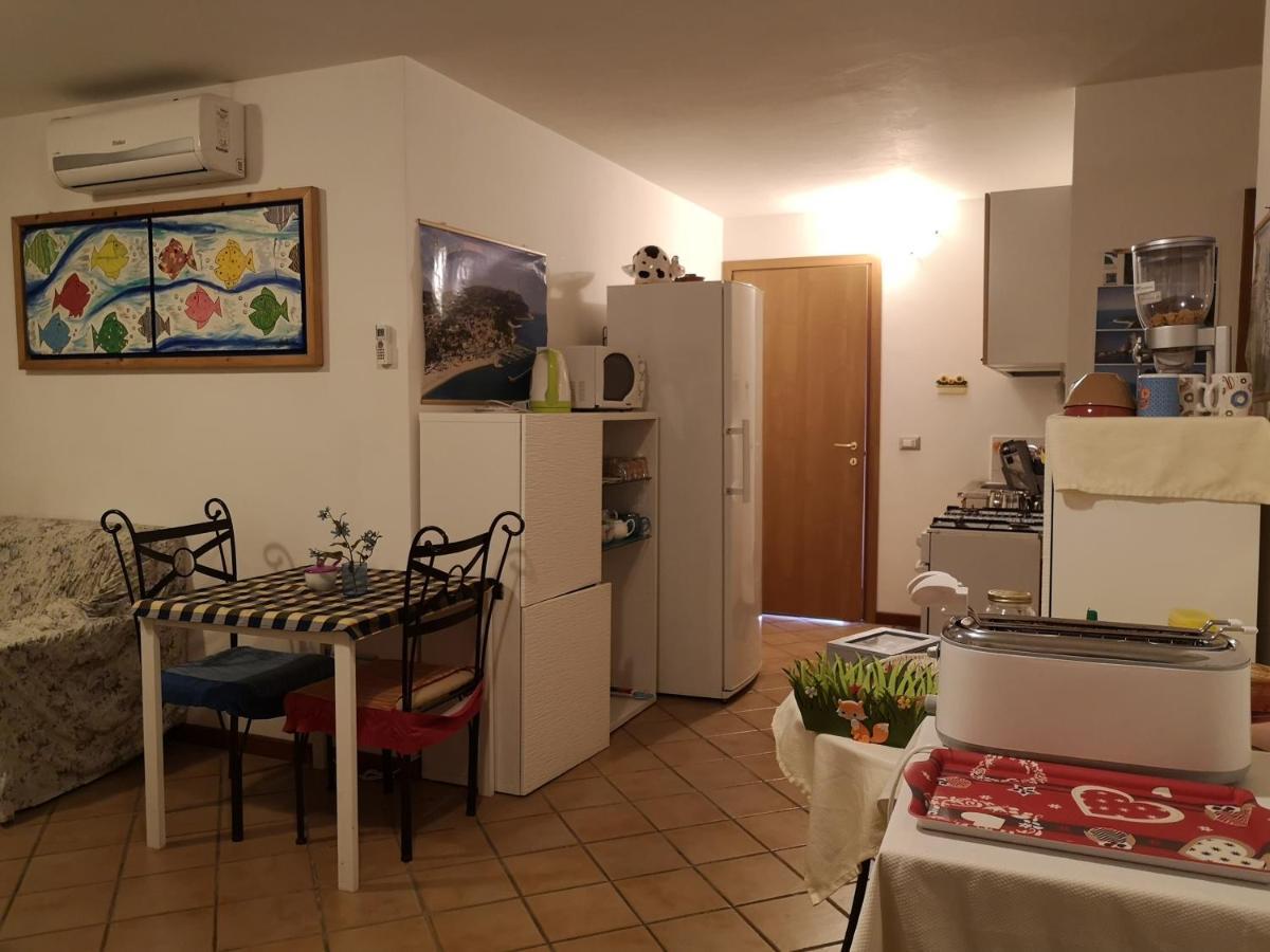 A Due Passi Dal Mare B&B Numana Kültér fotó