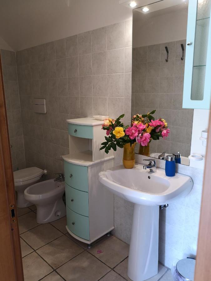 A Due Passi Dal Mare B&B Numana Kültér fotó
