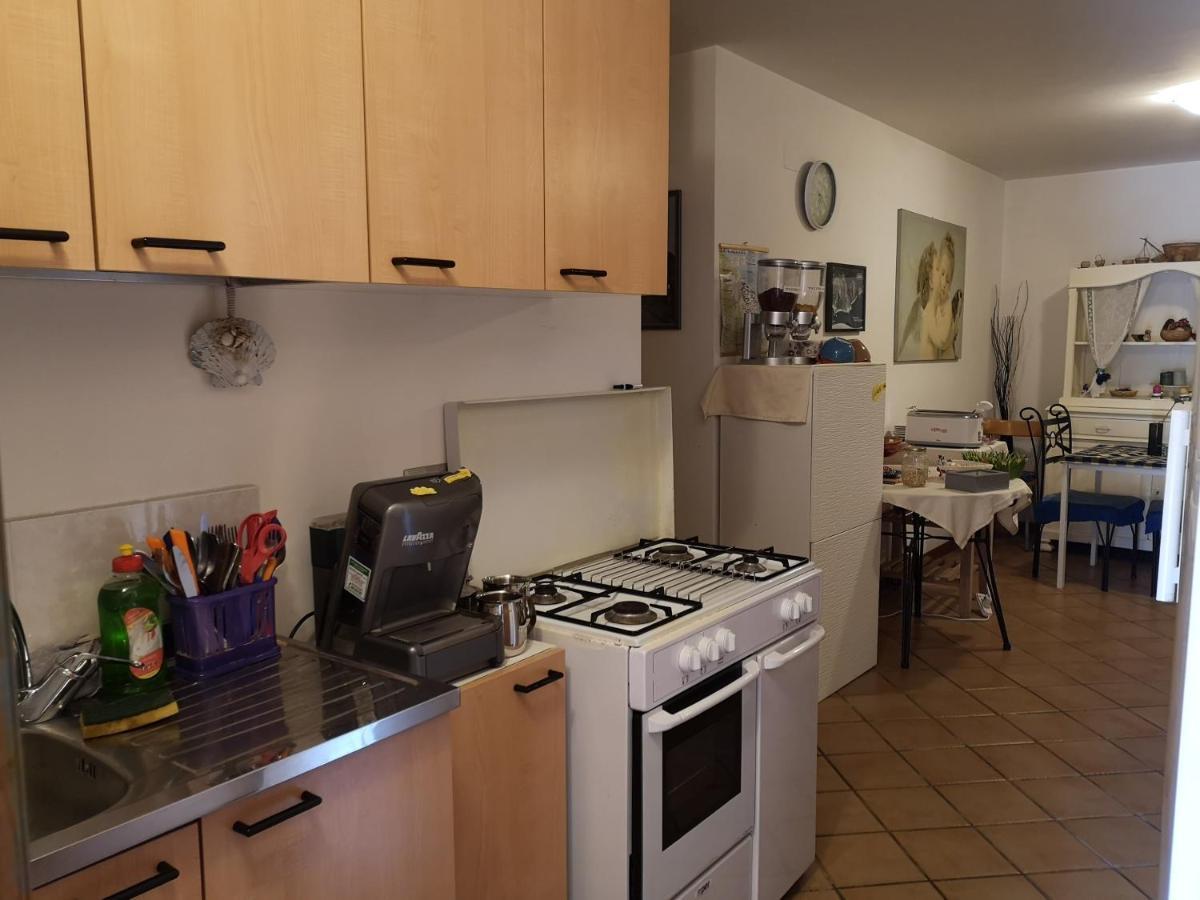 A Due Passi Dal Mare B&B Numana Kültér fotó
